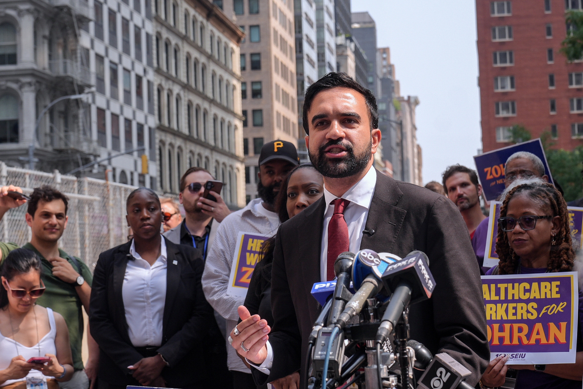 NYC mayoral candidate of Democratic Party, Zohran Mamdani, speaks during a press conference outside the Jacob K. Javits Federal Building, Downtown Manhattan, in New York City, United States, August 7, 2025. [Selçuk Acar - Anadolu Agency]