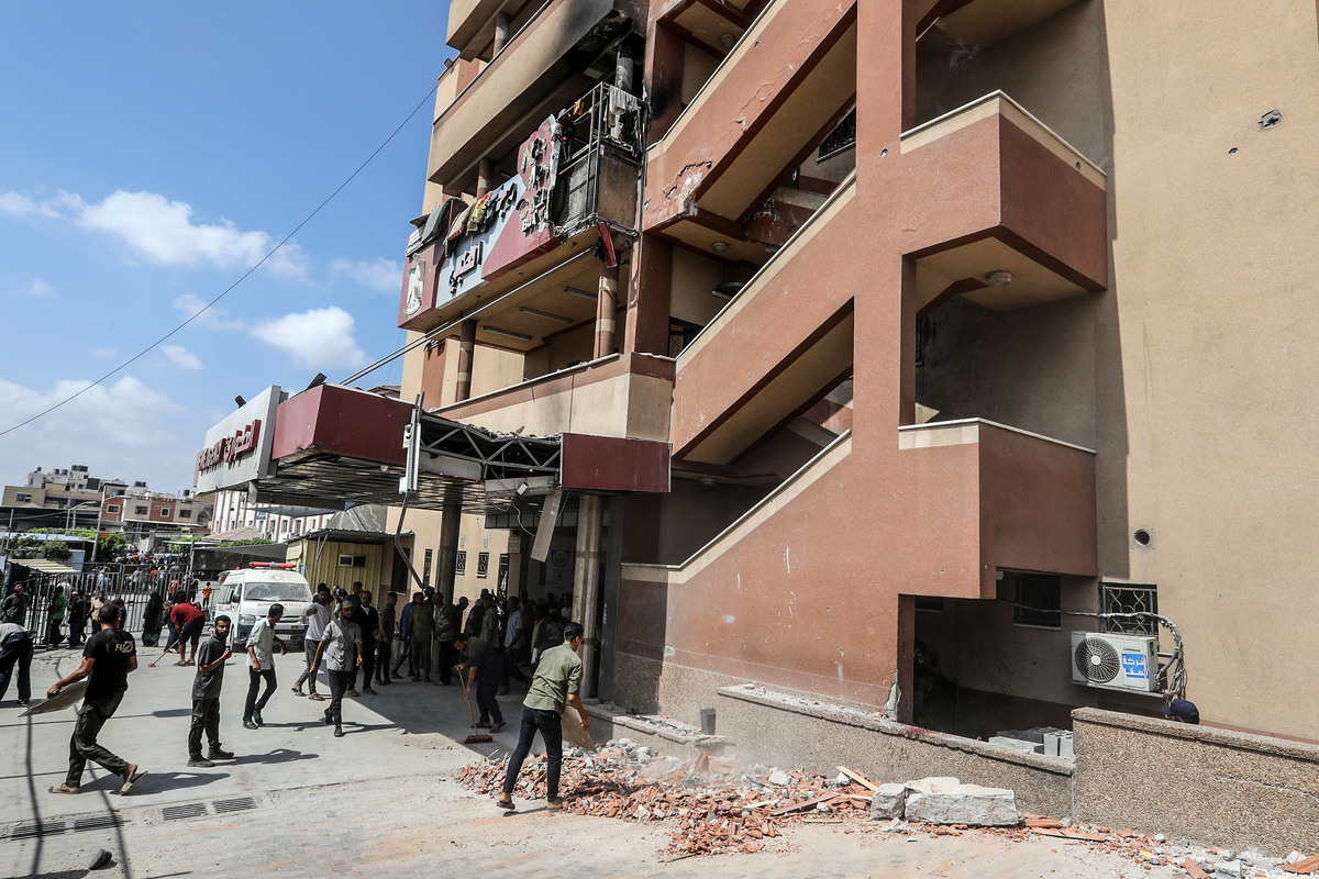 A view shows the Nasser Medical Complex damaged after an Israeli strike in Khan Yunis, Gaza, on August 25, 2025. [Abed Rahim Khatib - Anadolu Agency]