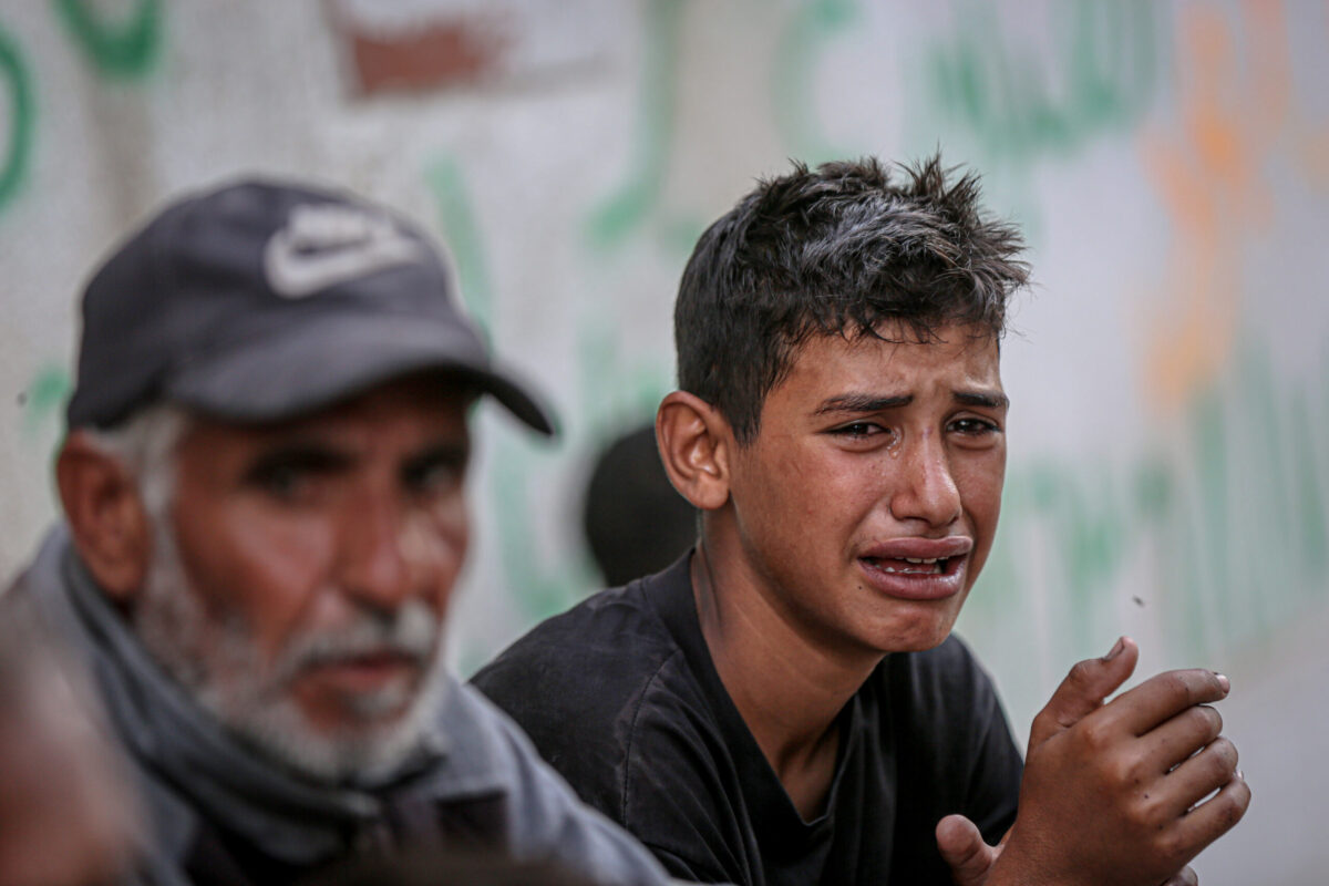 Palestinians mourn their loss after the Israeli army carried out an airstrike on the Jabalia area in the northern Gaza Strip, resulting in deaths and injuries despite the ceasefire agreement in Gaza City, Gaza on October 19, 2025. [Saeed M. M. T. Jaras - Anadolu Agency]