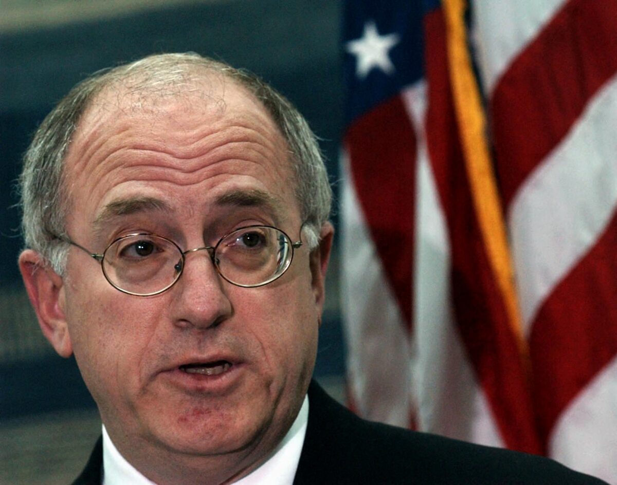 Student protest forces former US diplomat to leave American University in Cairo