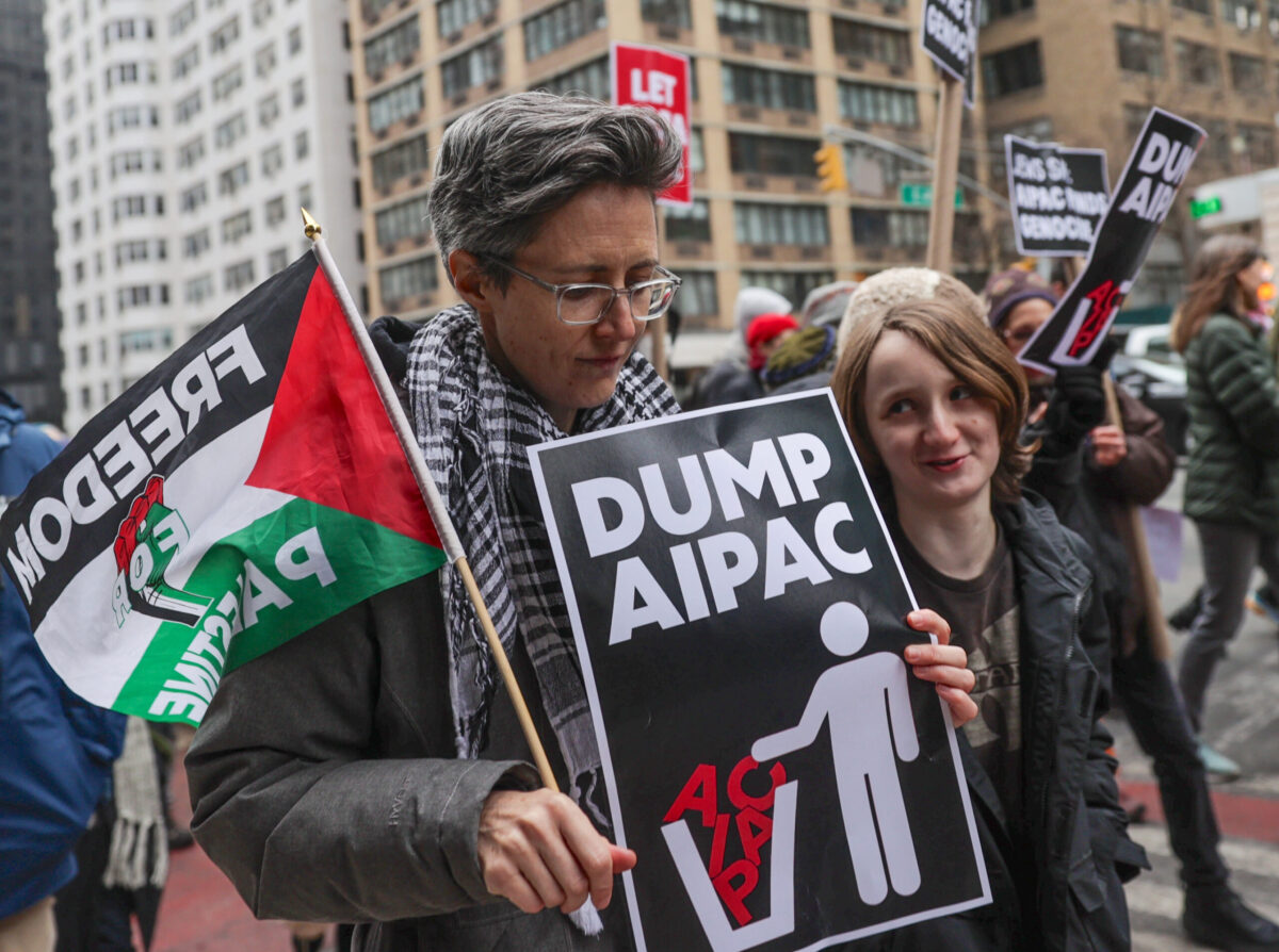 Pro-Palestinian Jewish American demonstrators rally outside the Manhattan headquarters of Pro-Israel lobbying group American Israel Public Affairs Committee (AIPAC) and the offices of Senators Chuck Schumer and Kirsten Gillibrand, who accept donations from the group on February 22, 2024 in New York City, United States. [Selcuk Acar/Anadolu via Getty Images]