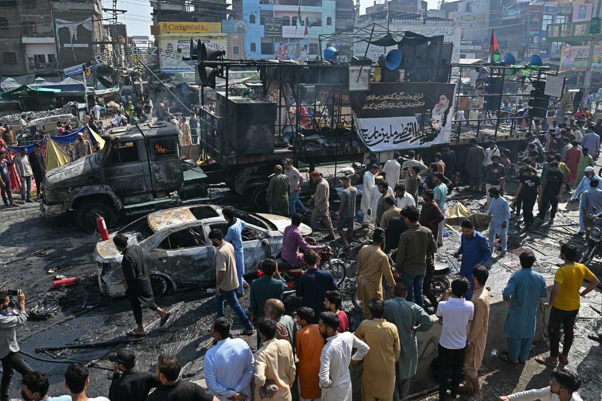 Pakistan: Military crackdown on pro-Palestine protesters leaves scores dead