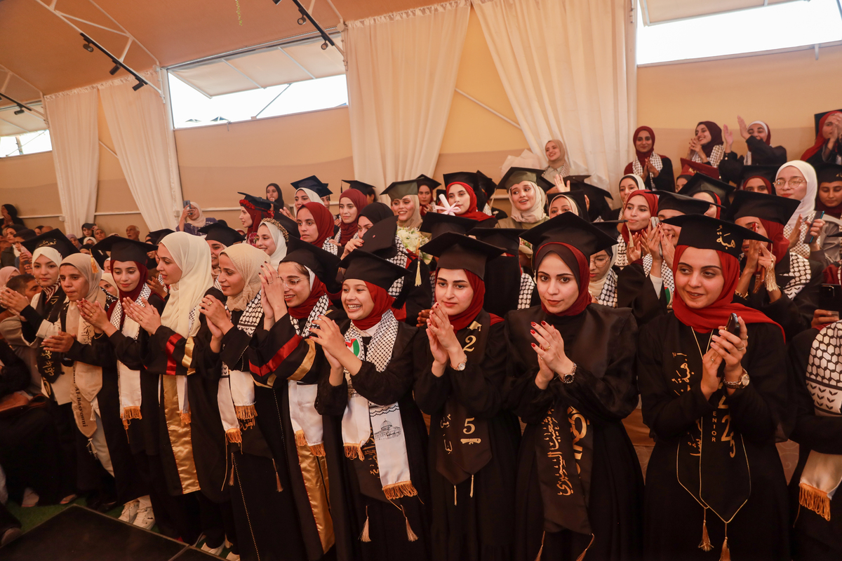 The first graduation ceremony after the war in Gaza – Middle East Monitor