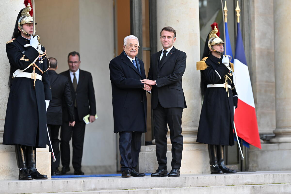 French President Emmanuel Macron welcomes Palestinian President Mahmud Abbas at the Elysee Palace in Paris, France on November 11, 2025. [Mustafa Yalçın - Anadolu Agency]