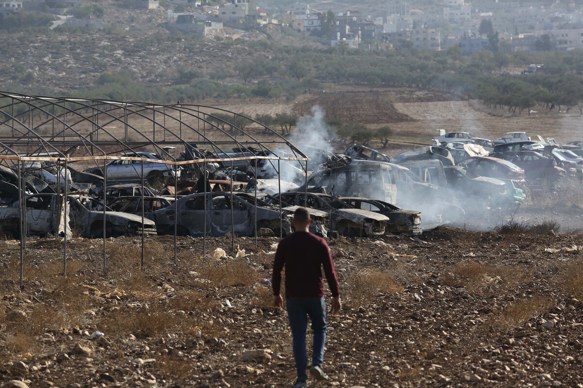 Israeli settlers set fire to warehouse in the West Bank – Middle East ...