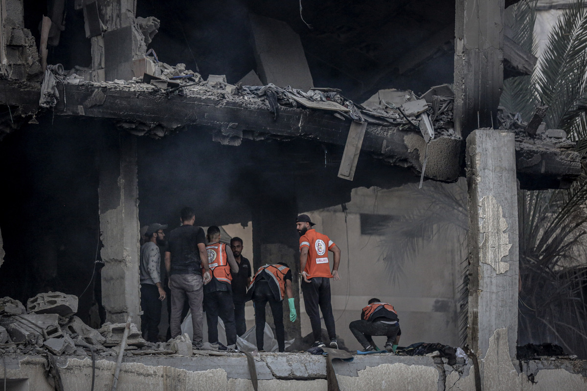 A view of the destruction after an Israeli attack hits Al-Khodary family house in Gaza City, Gaza on November 22, 2025. [Saeed M. M. T. Jaras - Anadolu Agency]
