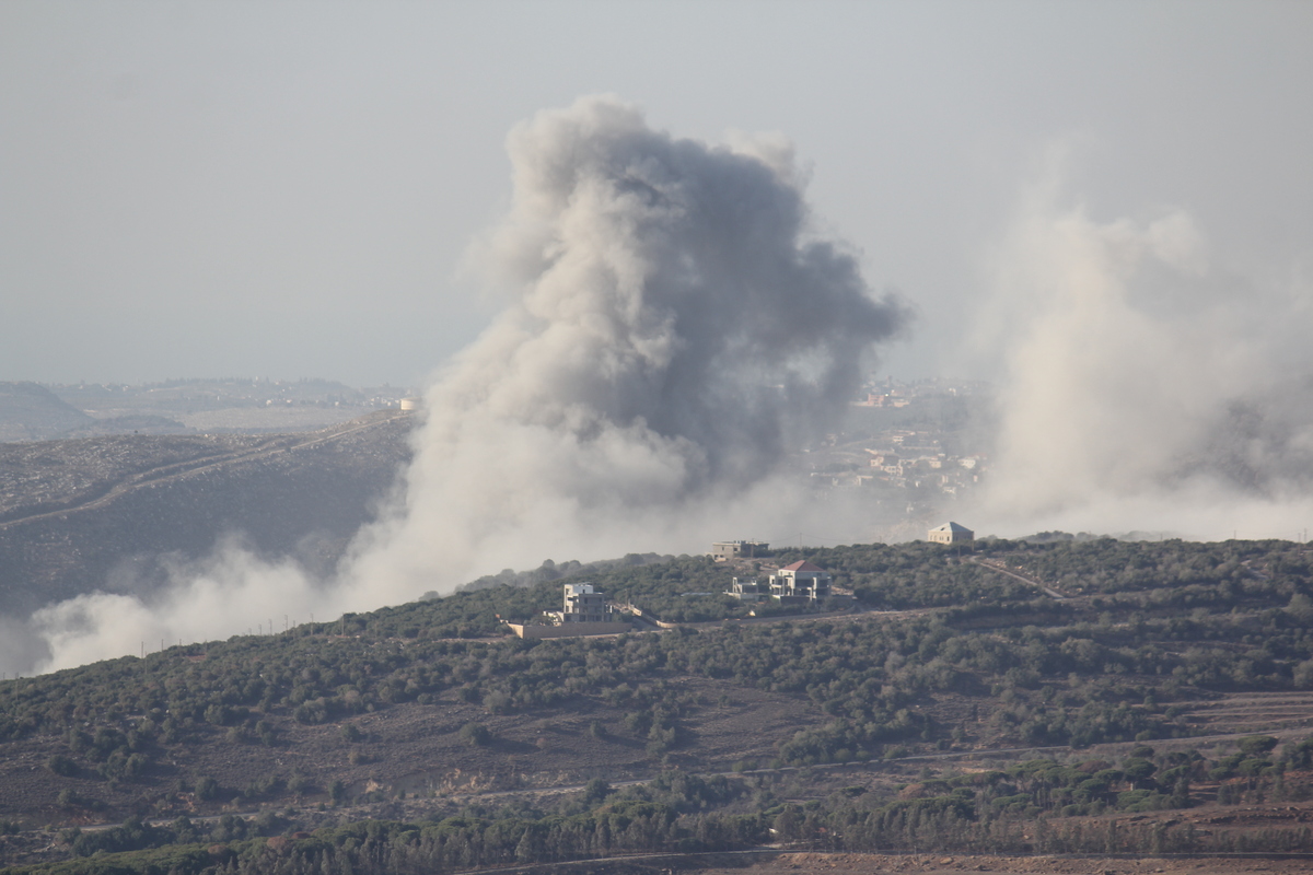 Smoke rises after Israeli airstrikes hit multiple areas in the southern and eastern regions of Lebanon, including the town of Charmak in Nabatieh Province, in Nabatieh, Lebanon, on November 27, 2025. [Ramiz Dallah - Anadolu Agency]