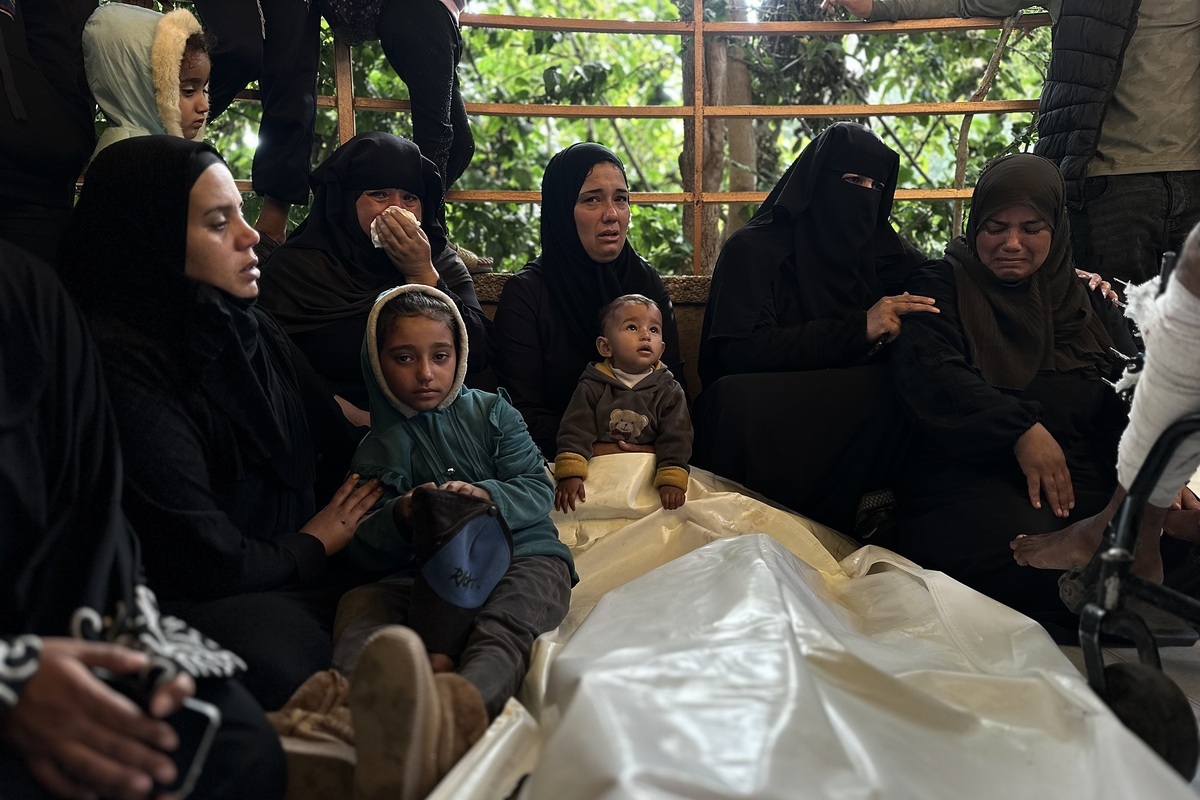 Palestinians mourn for the two children who were killed by Israeli drones in Khan Younis, Gaza on November 29, 2025. [Doaa Albaz - Anadolu Agency]