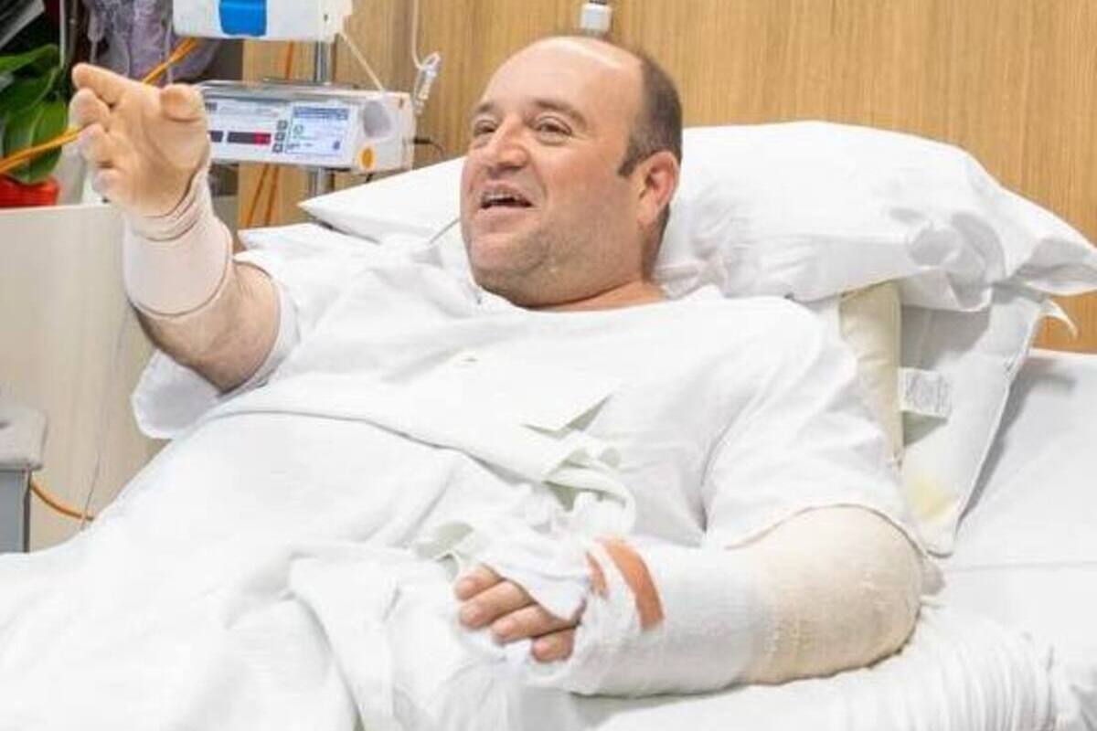 Ahmed al-Ahmad, a Syrian man who disarmed a gunman during a shooting at Sydney’s Bondi Beach, at the St. George Hospital where he is being treated in Sydney, Australia on December 16, 2025. [Governor-General of Australia - Anadolu Agency]