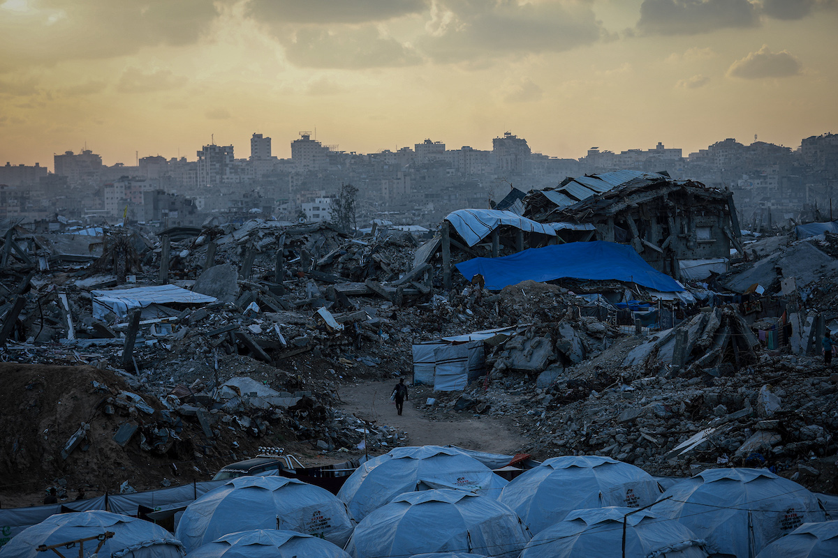 Palestinians struggle to live under harsh conditions at the Jabalia Refugee Camp amid Israeli attacks in northern Gaza City, Gaza on December 23, 2025. [Abdalhkem Abu Riash - Anadolu Agency]