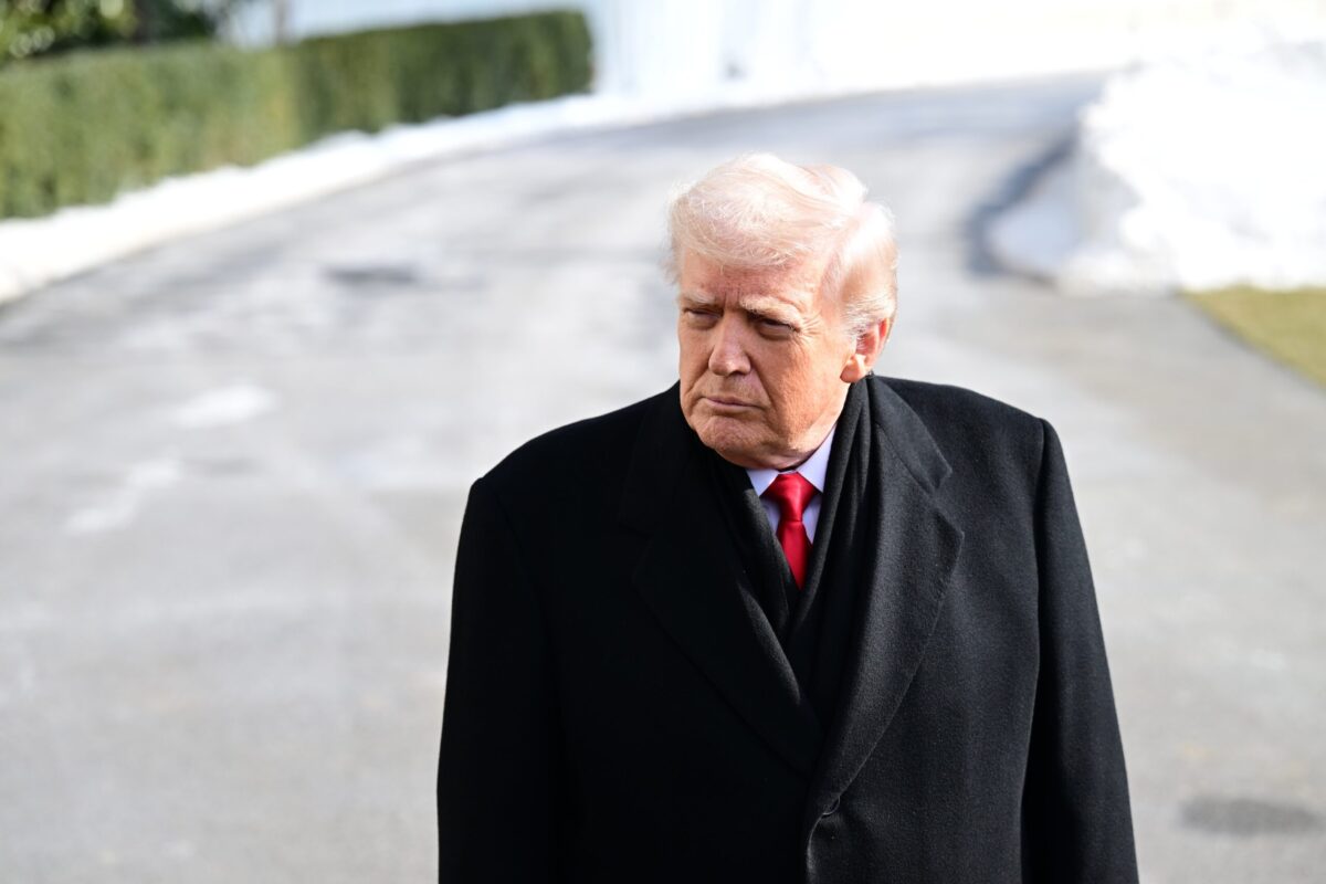 United States President Donald Trump speaks to reporters prior to departing the White House in Washington, DC, United States on January 27, 2026. [Kyle Mazza - Anadolu Agency]
