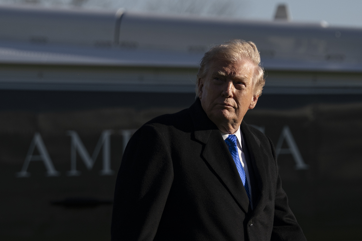 United States President Donald Trump walks toward the White House upon his arrival in Washington, DC, from Memphis, Tennessee, United States, on March 23, 2026. [Celal Güneş - Anadolu Agency]