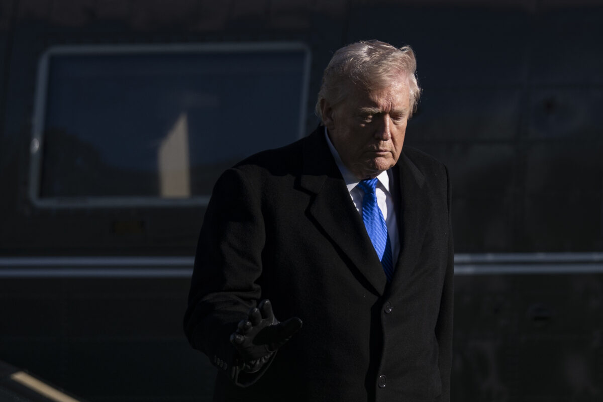 United States President Donald Trump walks toward the White House upon his arrival in Washington, DC, from Memphis, Tennessee, United States, on March 23, 2026. [Celal Güneş - Anadolu Agency]