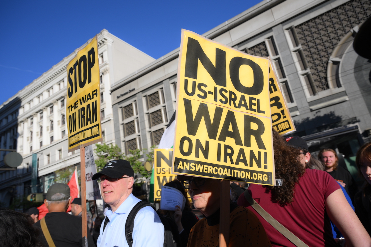 Hundreds of pro-Iranian demonstrators take streets to protest against Israeli-US attacks on Iran and Middle East, in San Francisco, California, United States on April 8, 2026. [Tayfun Coşkun - Anadolu Agency]