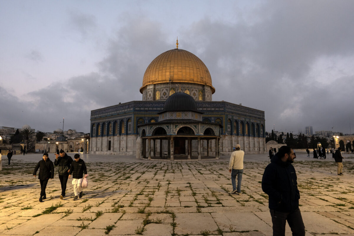 Palestinian Muslims gather and enter the Al-Aqsa Mosque compound as it reopens for worship after 41 days of closure following Israeli attacks on Iran carried out with the United States in the Old City of East Jerusalem on April 9, 2026. [Mostafa Alkharouf - Anadolu Agency]