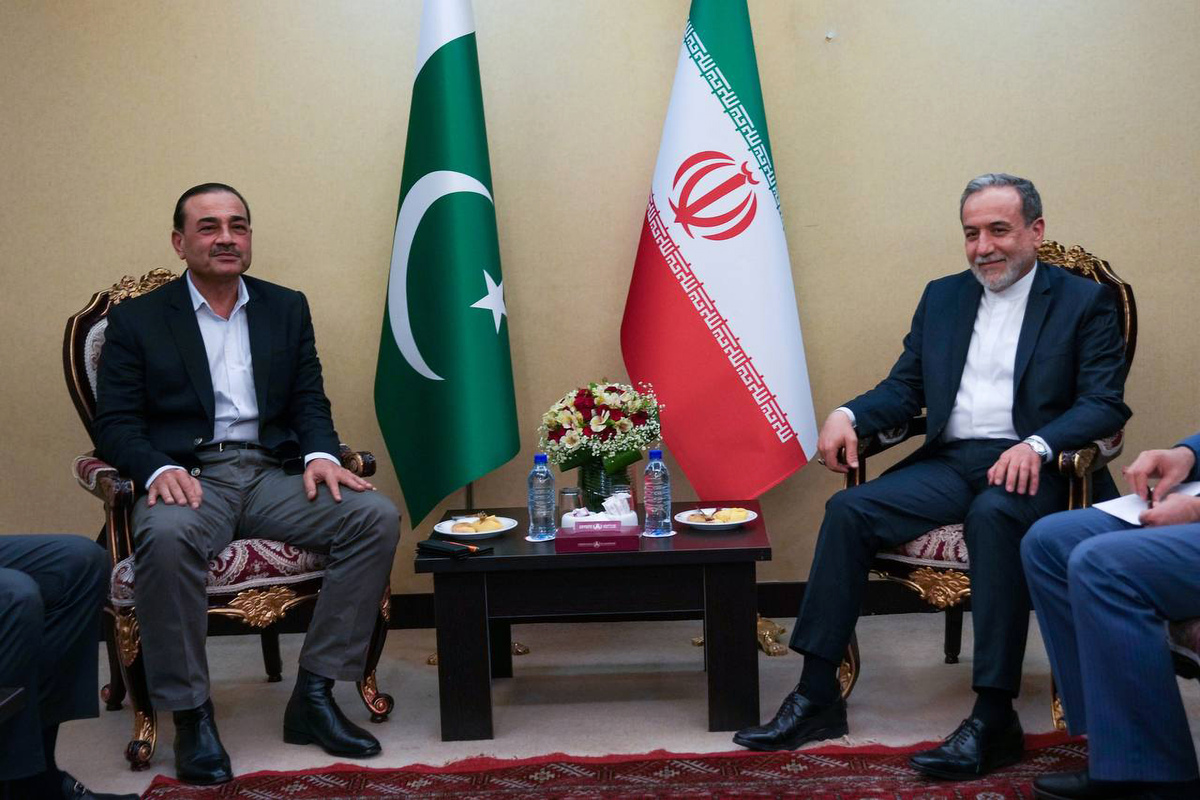 Iranian Foreign Minister Abbas Araghchi (R) meets with Pakistani Army Chief General Syed Asim Munir (L), who arrived to convey a message from the USA and plan the second round of talks between the two countries, in Tehran, Iran on April 15, 2026. [Iranian Foreign Ministry/Handout - Anadolu Agency]