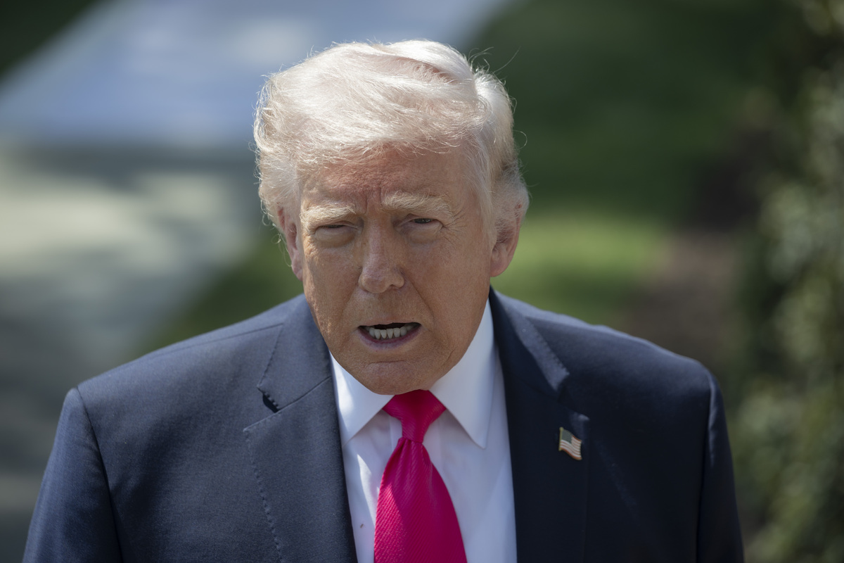 United States President Donald Trump speaks to the Press before departs at the White House to Las Vegas, Nevada on April 16, 2026, in Washington DC. [Celal Güneş - Anadolu Agency]