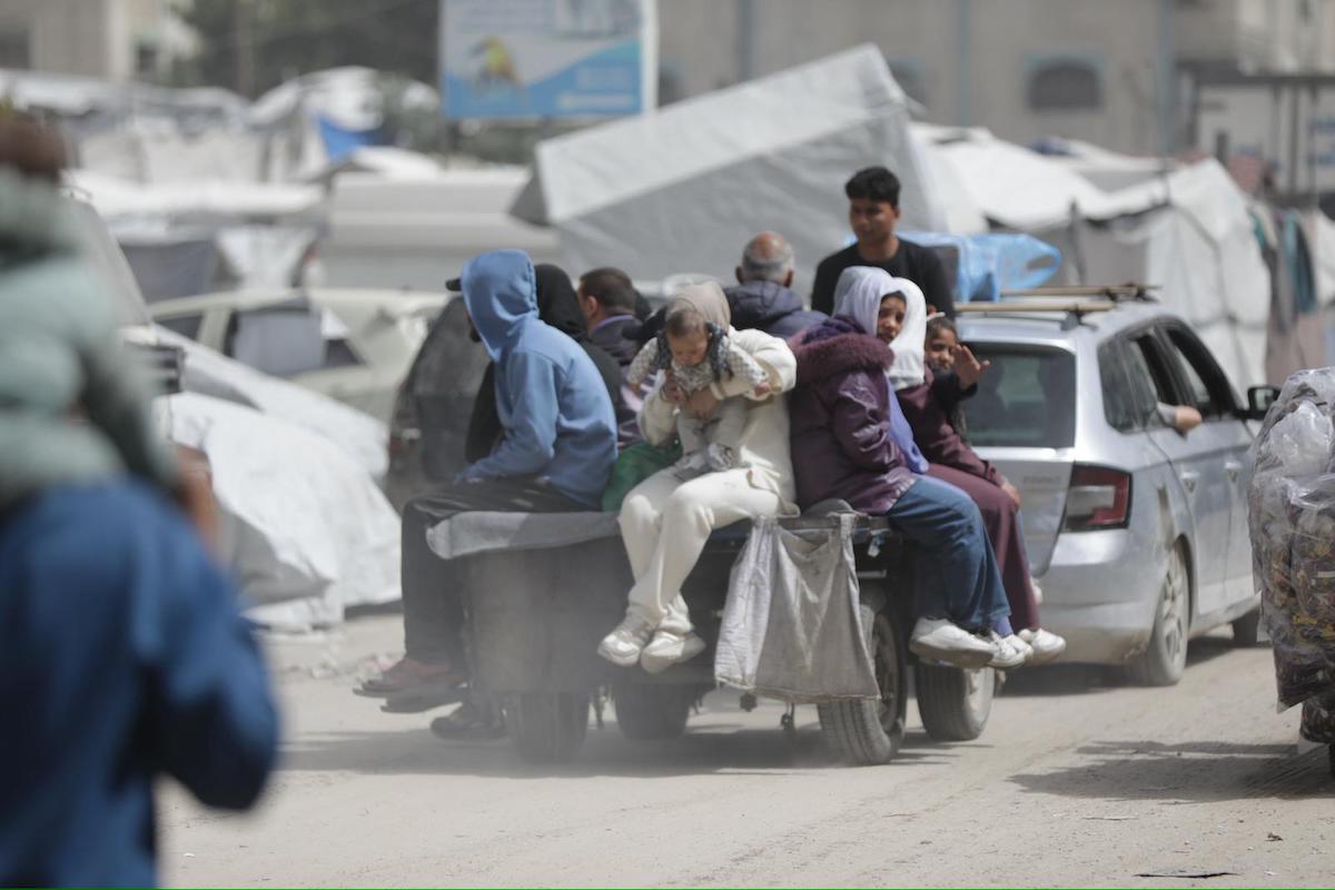 Gaza’s transport system is under strain due to the occupation’s ban on car parts and engine oil, on 14 April 2026 [Mohammed Asad/Middle East Monitor]