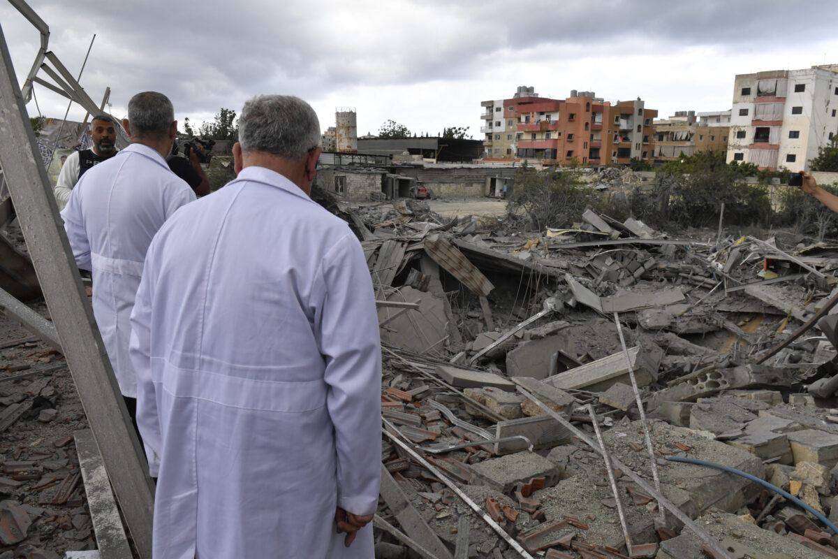 A general view of the heavy destruction following an Israeli airstrike on a health center belonging to the Islamic Health Authority (Hayaa) in the Al-Mashouk area near the southern city of Tyre, Lebanon, on May 20, 2026. [Houssam Shbaro - Anadolu Agency]