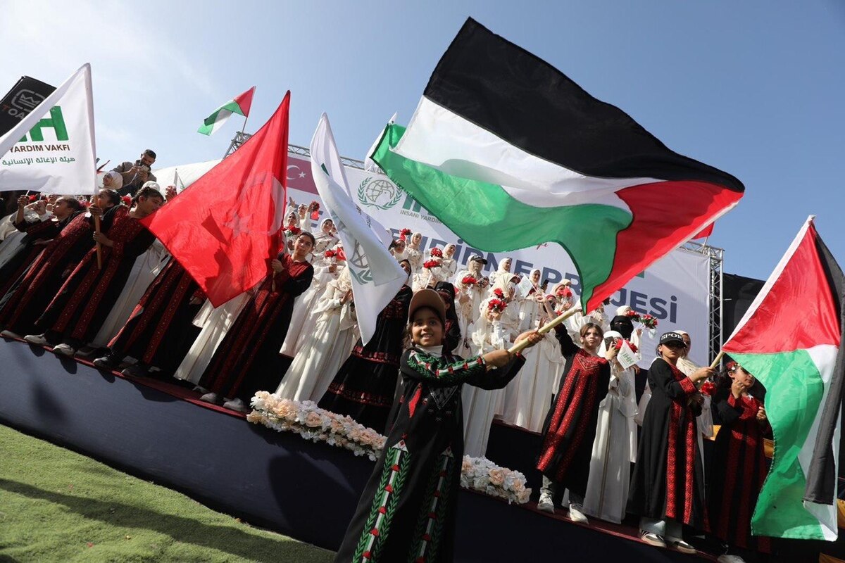 A mass wedding ceremony for fifty couples was held in Gaza City under the sponsorship of the Turkish IHH