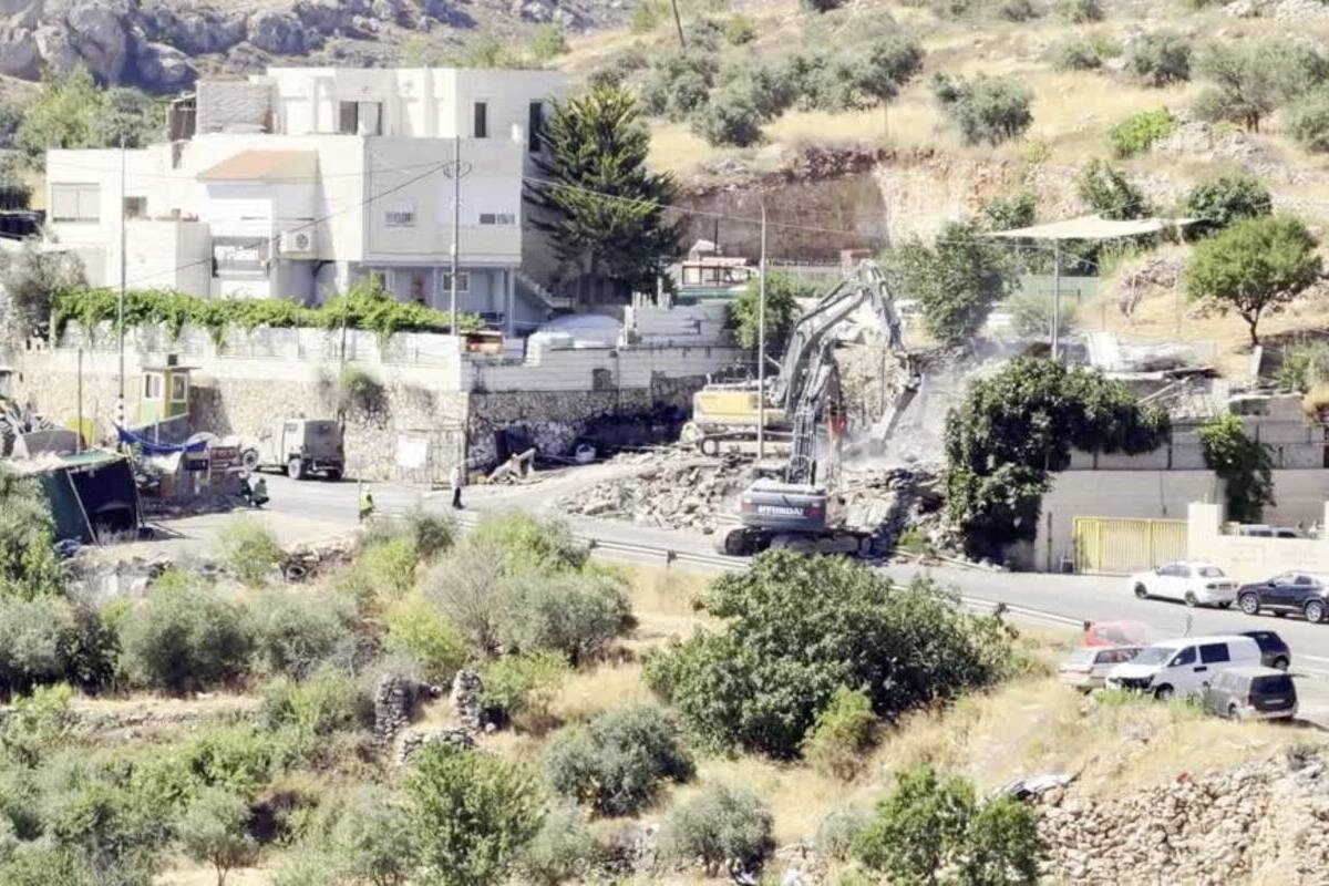 Israeli army demolishes Palestinian home near Bethlehem