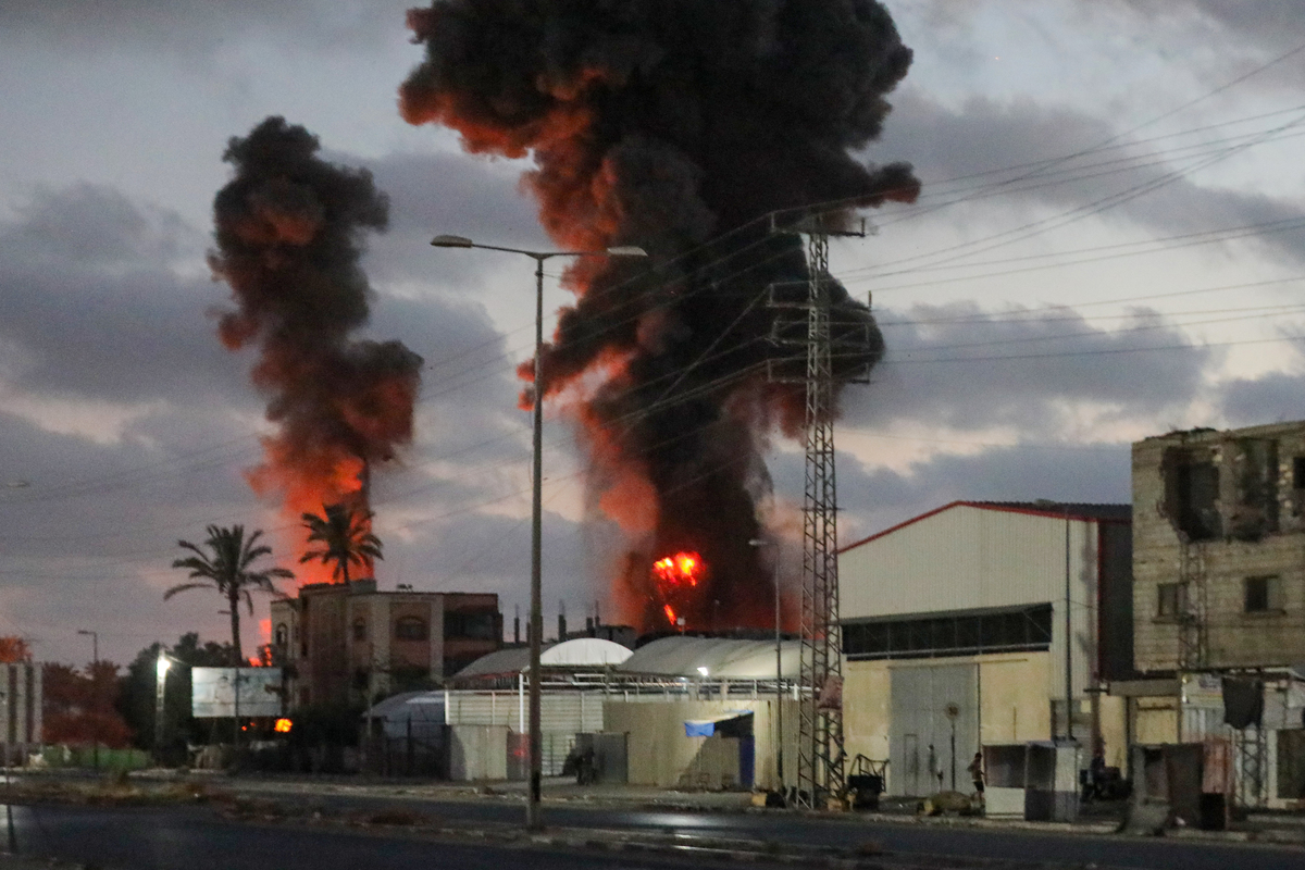 Smoke rises from agricultural land in Deir al-Balah, Gaza, Palestine following an Israeli strike, described as a violation of the ceasefire, on June 27, 2026. [Moiz Salhi - Anadolu Agency]