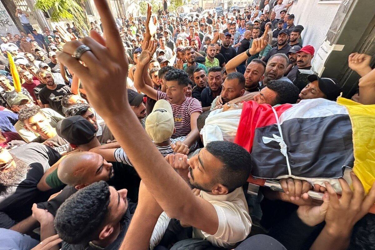 Large-scale funeral processions have been held across the Gaza Strip for Palestinians killed in recent Israeli strikes. [Mohammed Asad/Middle East Monitor]