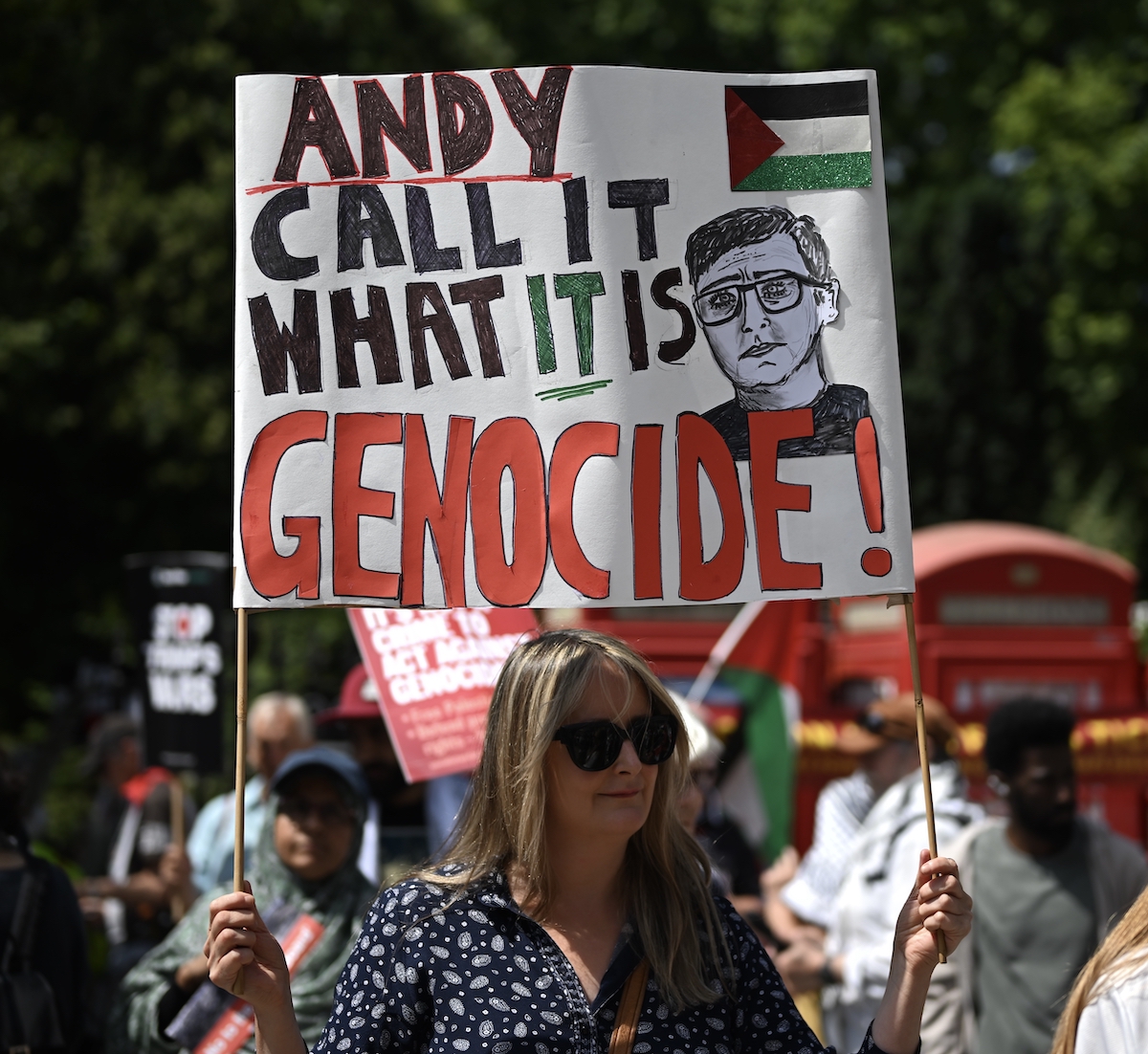 People stage a pro-Palestinian demonstration and call on Labour Party leader Andy Burnham, who is preparing to take office as prime minister, to impose comprehensive sanctions on Israel, in London, United Kingdom on July 18, 2026. [Raşid Necati Aslım - Anadolu Agency]