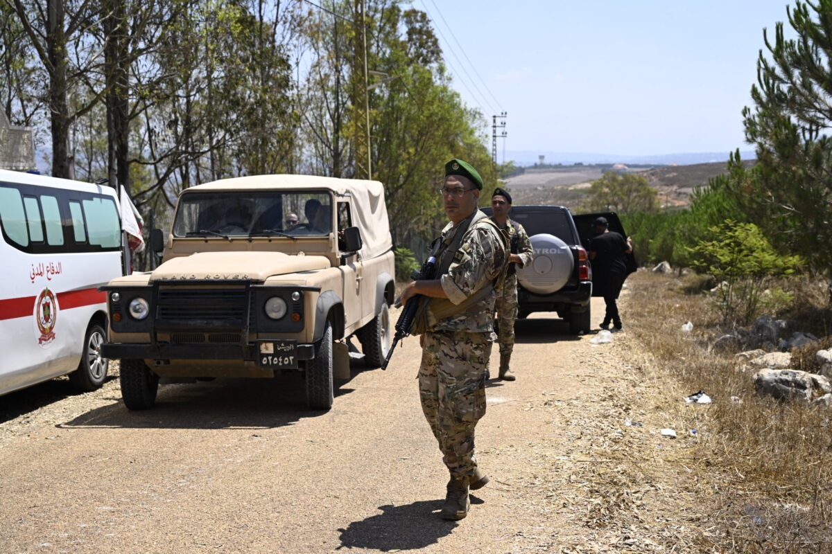 Lebanese army troops deploy in the village of Zawtar al-Gharbiyeh, Nabatieh Governorate, Lebanon on July 21, 2026. [Houssam Shbaro - Anadolu Agency]