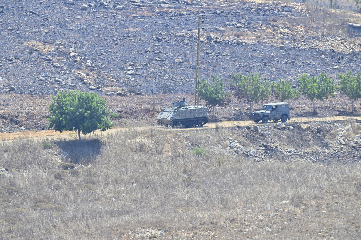 Lebanese army troops deploy in the village of Zawtar al-Gharbiyeh, Nabatieh Governorate, Lebanon on July 21, 2026. [Houssam Shbaro - Anadolu Agency]