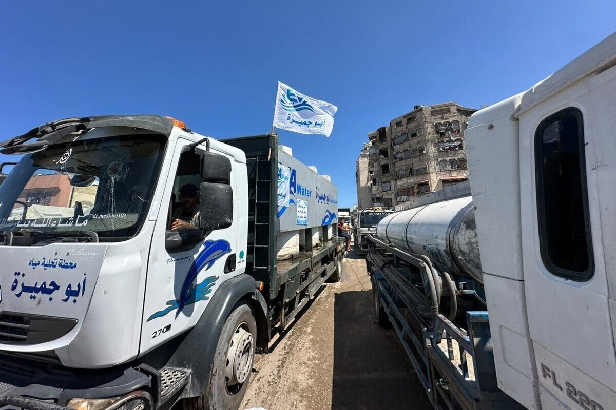 Water station owners staged a sit-in protest, warning of looming shortages of essential oil, spare parts, and water filters, on 23 september 2026 [Mohammed Asad/Middle East Monitor]