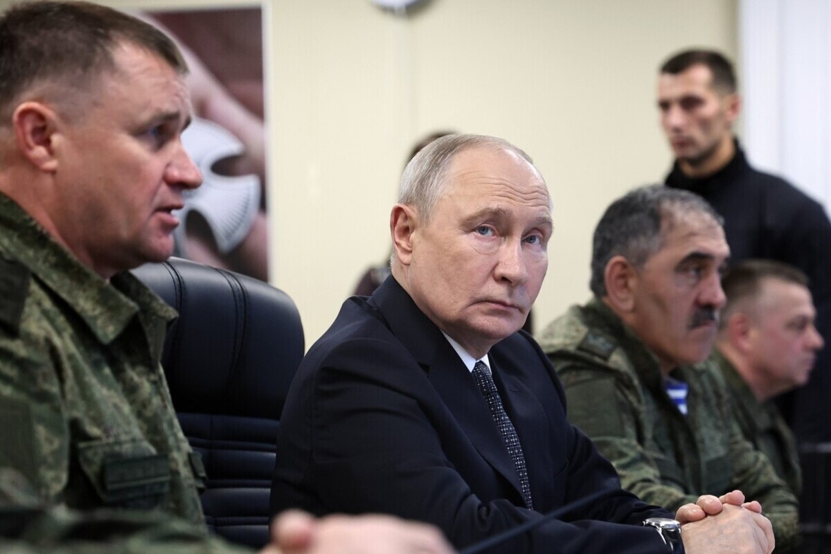 Muddle Easy Russian President Putin attends Center-2026 strategic military exercise ...